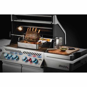 Napoleon PREMIUM STAINLESS STEEL ROASTING PAN WITH BAMBOO CUTTING BOARD outdoor living products image 3